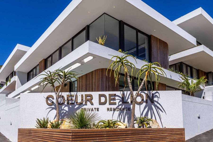 4 Bedroom Property for Sale in Fresnaye Western Cape